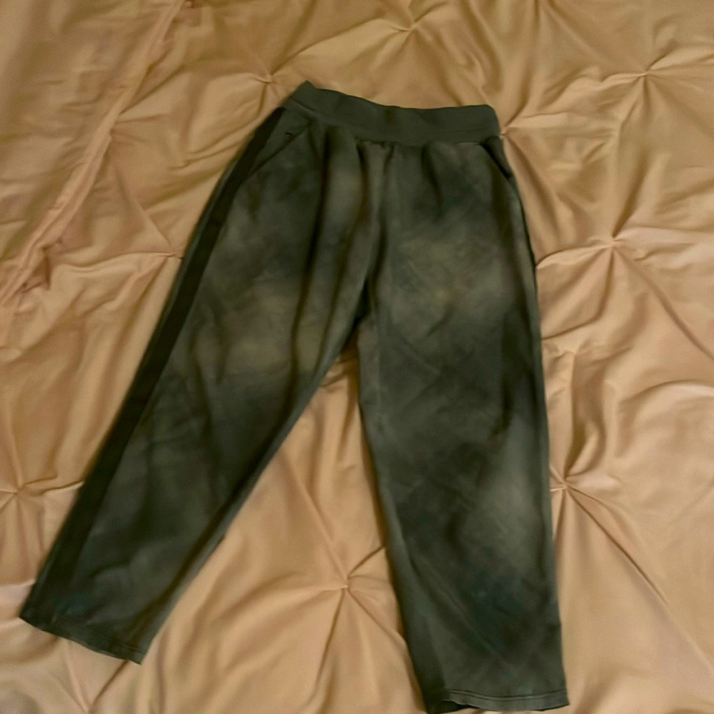 Athleta greenish gray pants size 4 like new
